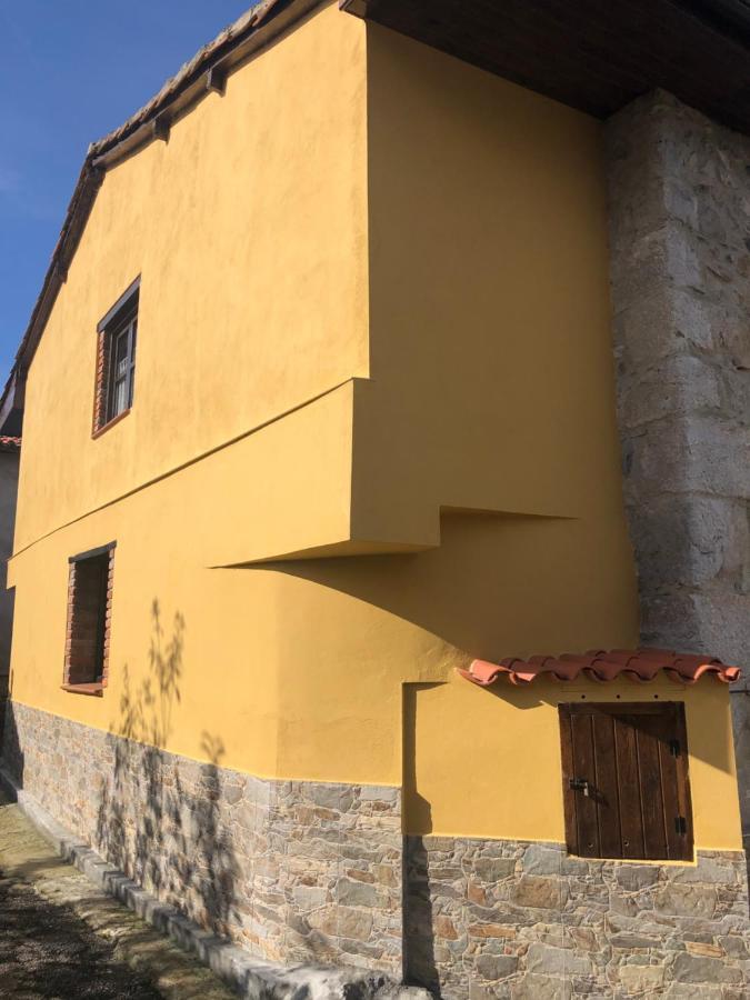 Vivienda Vacacional El Navariegu Villanueva de Pria Exterior foto